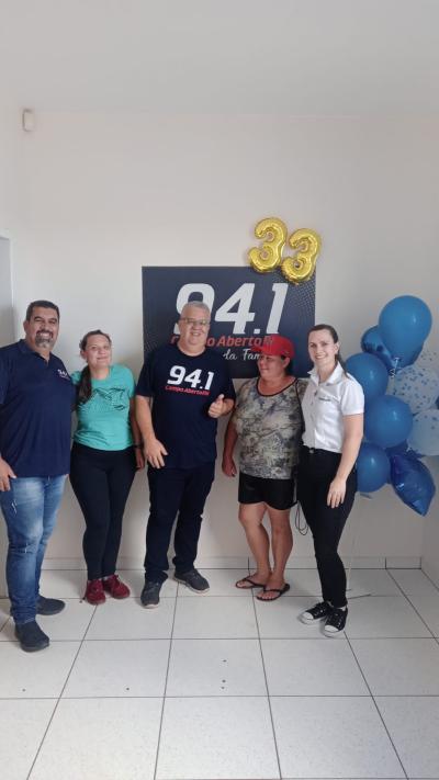 Campo Abeto FM estÃ¡ com programaÃ§Ã£o especial dos 33 anos